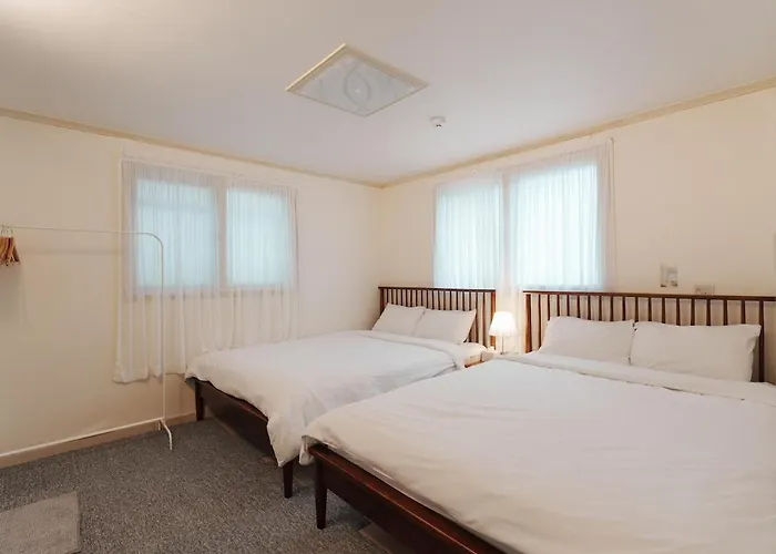 Big Group 3br 2bt 20m To Gangnam & Hongdae Direct *
